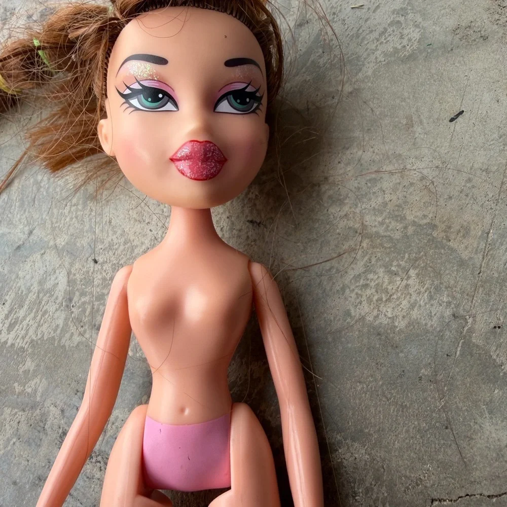 Bratz Yasmin fashion doll 2001 Vintage Y2K